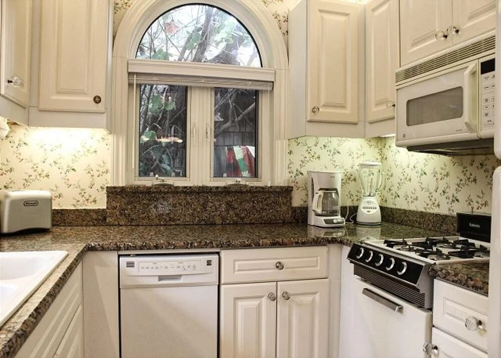 Treasure Island Beach Retreat Sleeps Up To 15