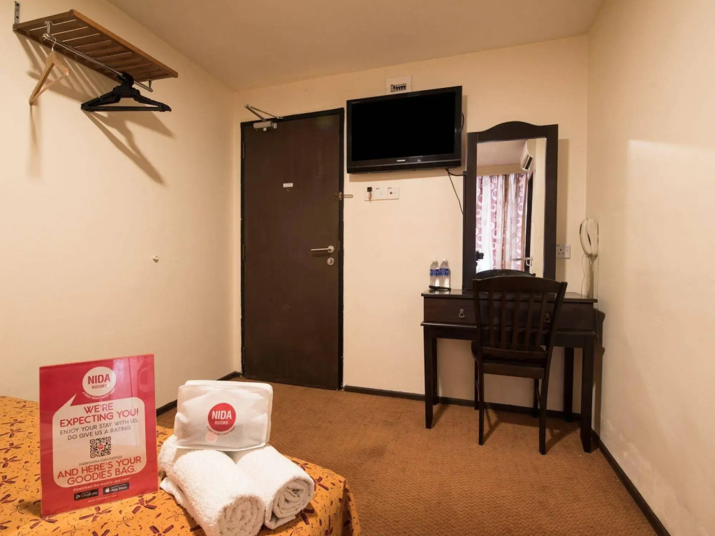 Veenai Hotel