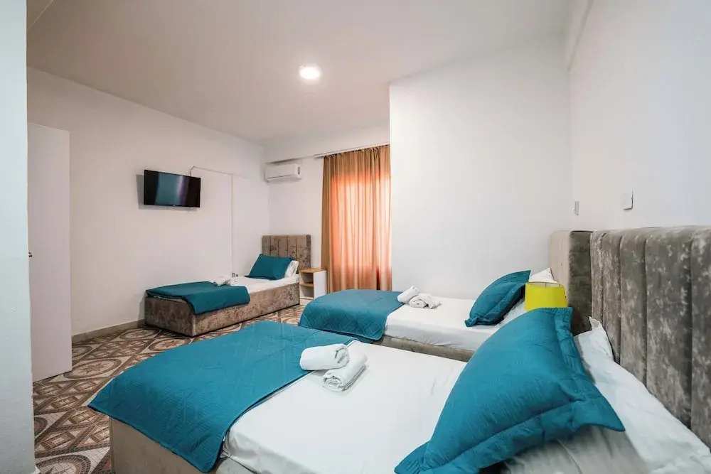 KURTI Hotel