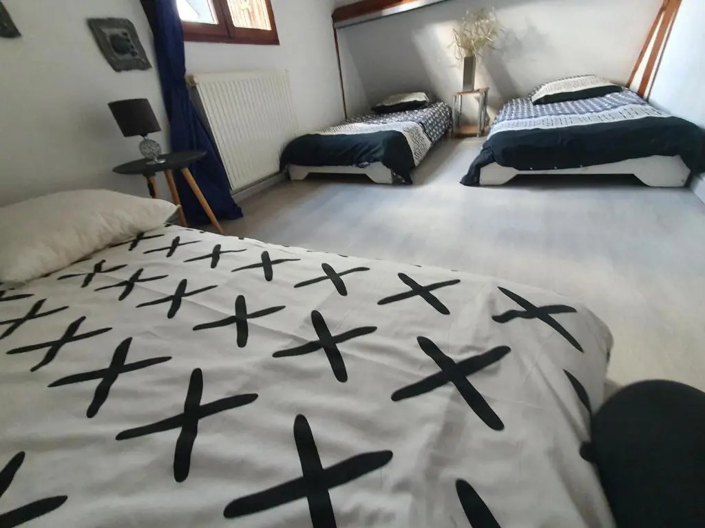 MAISON GÎTE ENTIER EN HYPER HYPER CENTRE AUX COEUR DES HALLES de TOURS de 2 à 7 PERSONNES