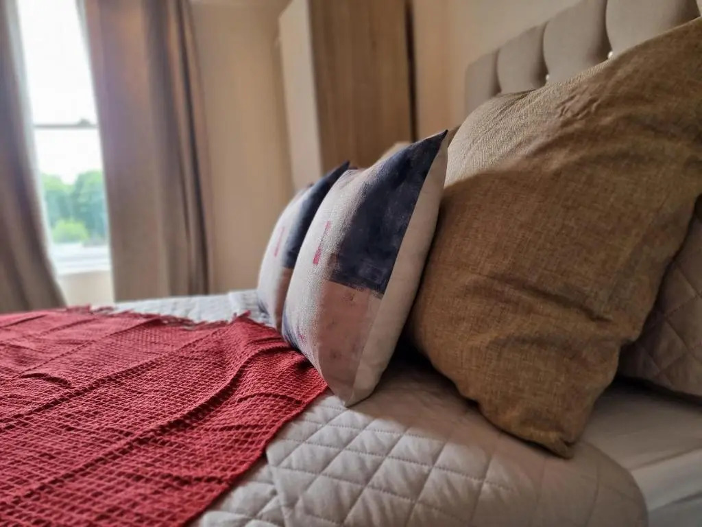 Virexxa Aylesbury Centre - Executive Suite - 2Bed Flat with Free Parking