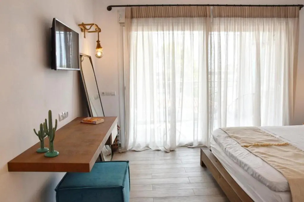 Angelos Boutique Suites