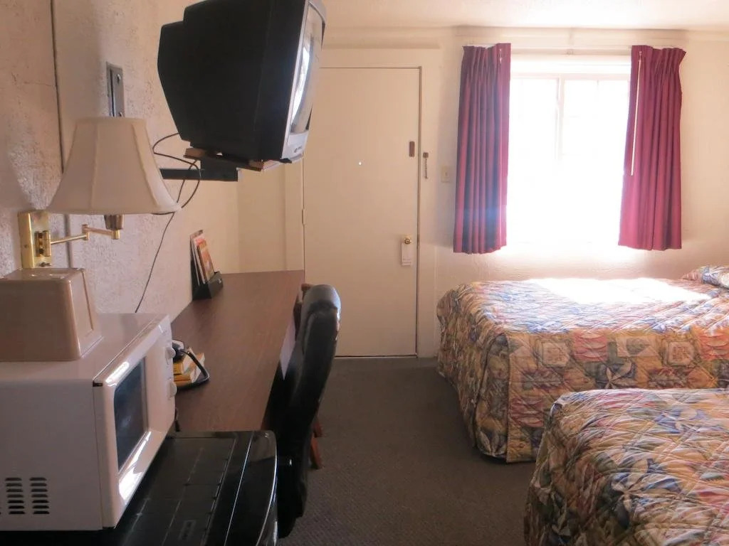 Economy Inn of Bloomington