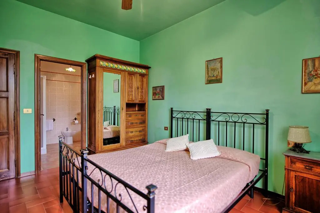 Villa Lo Scoiattolo by PosarelliVillas