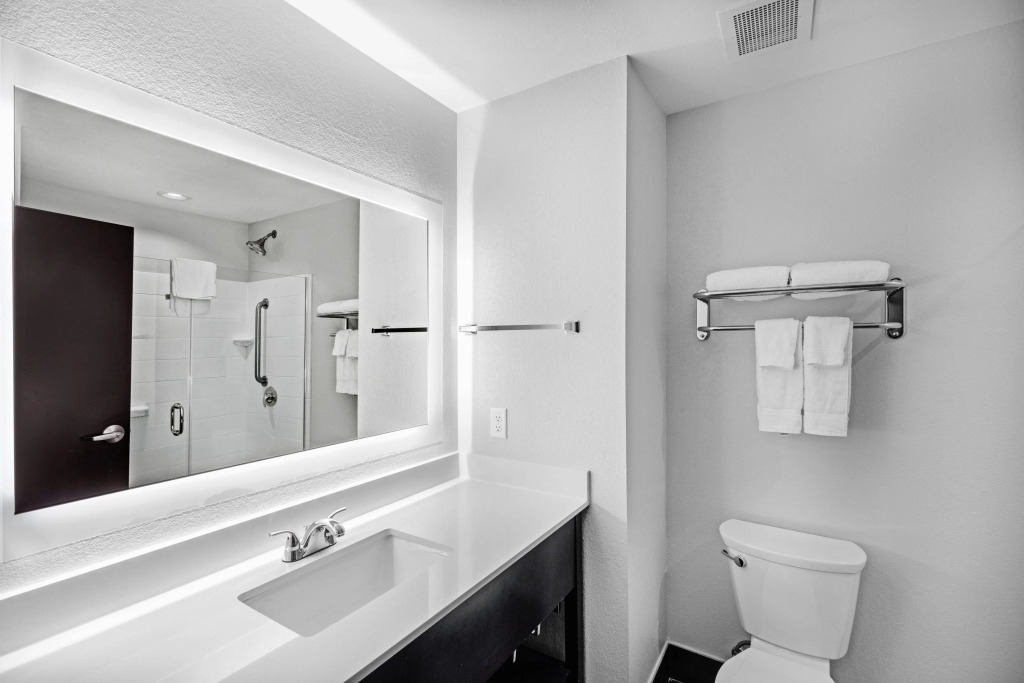 Holiday Inn Express & Suites Austin NW   Lakeway by IHG