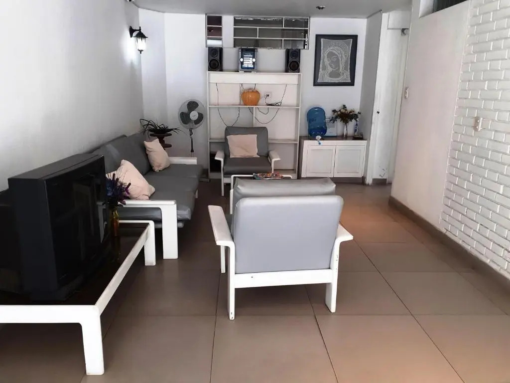Monterrico Suites Hotel