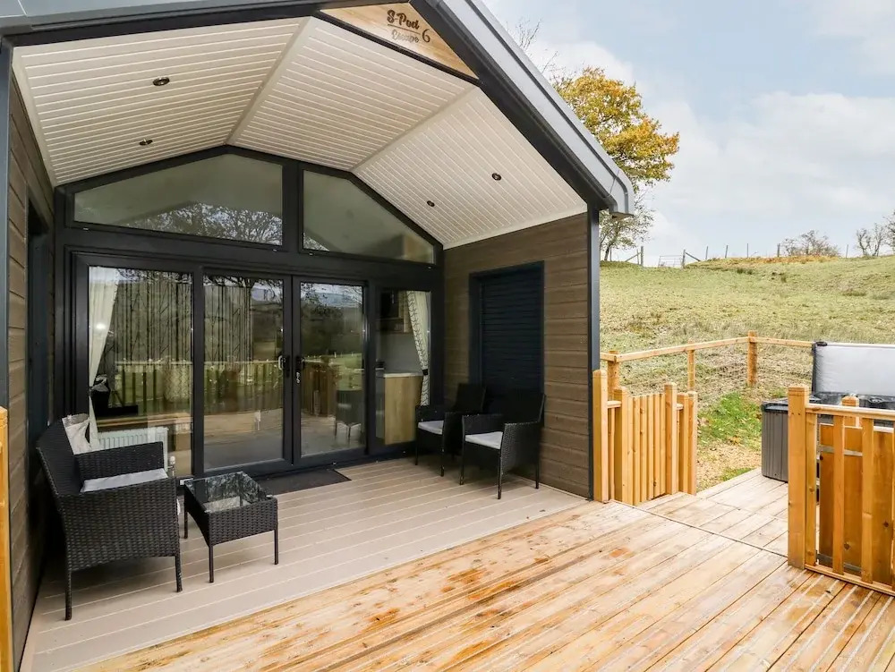 Hillside Lodge