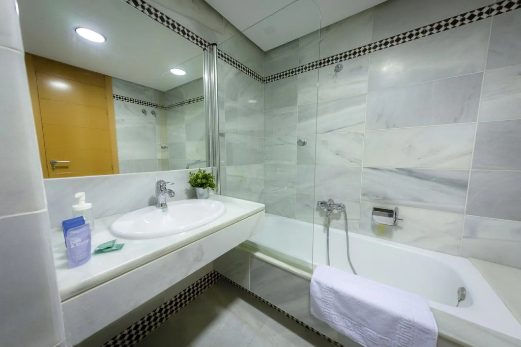 Expoholidays - Apartamentos Puerto Almerimar
