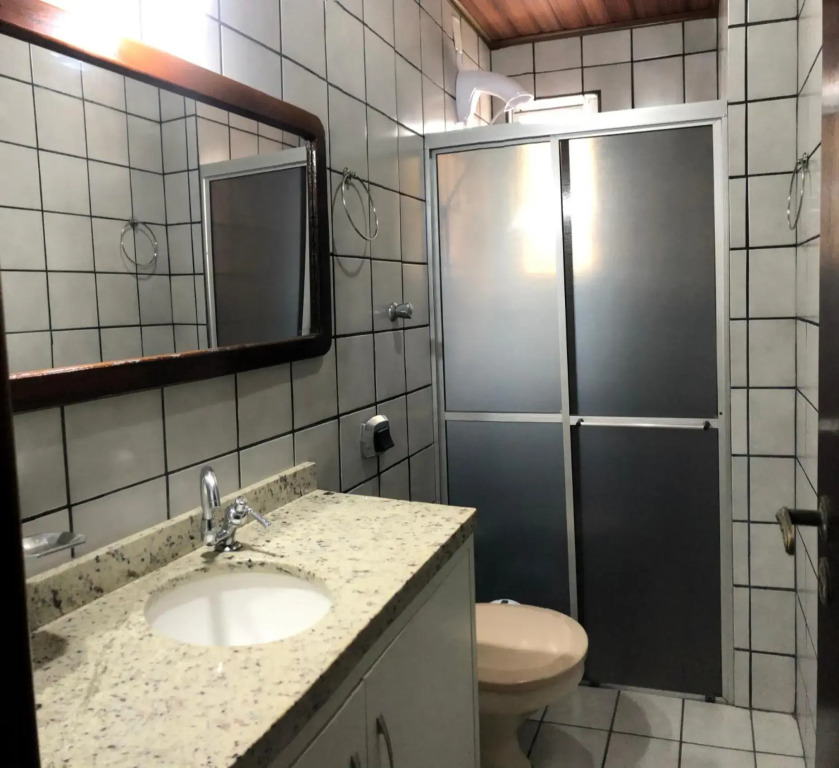 Lindo apartamento super completo em Meia Praia, 100 metros do mar e 10 quadras do centro