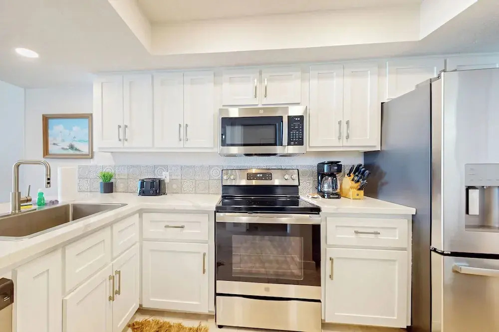 2BR w/ View & Resort Perks: Suntide III - Unit 907