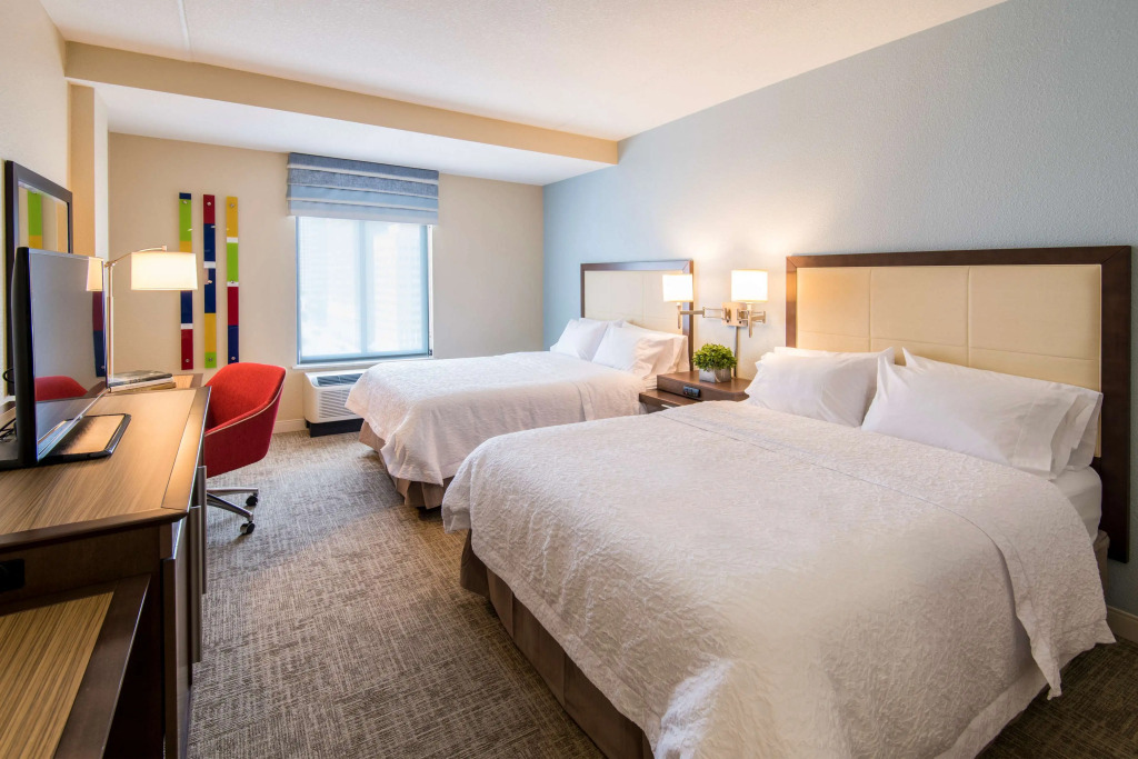 Hampton Inn & Suites Tulsa Downtown, Ok