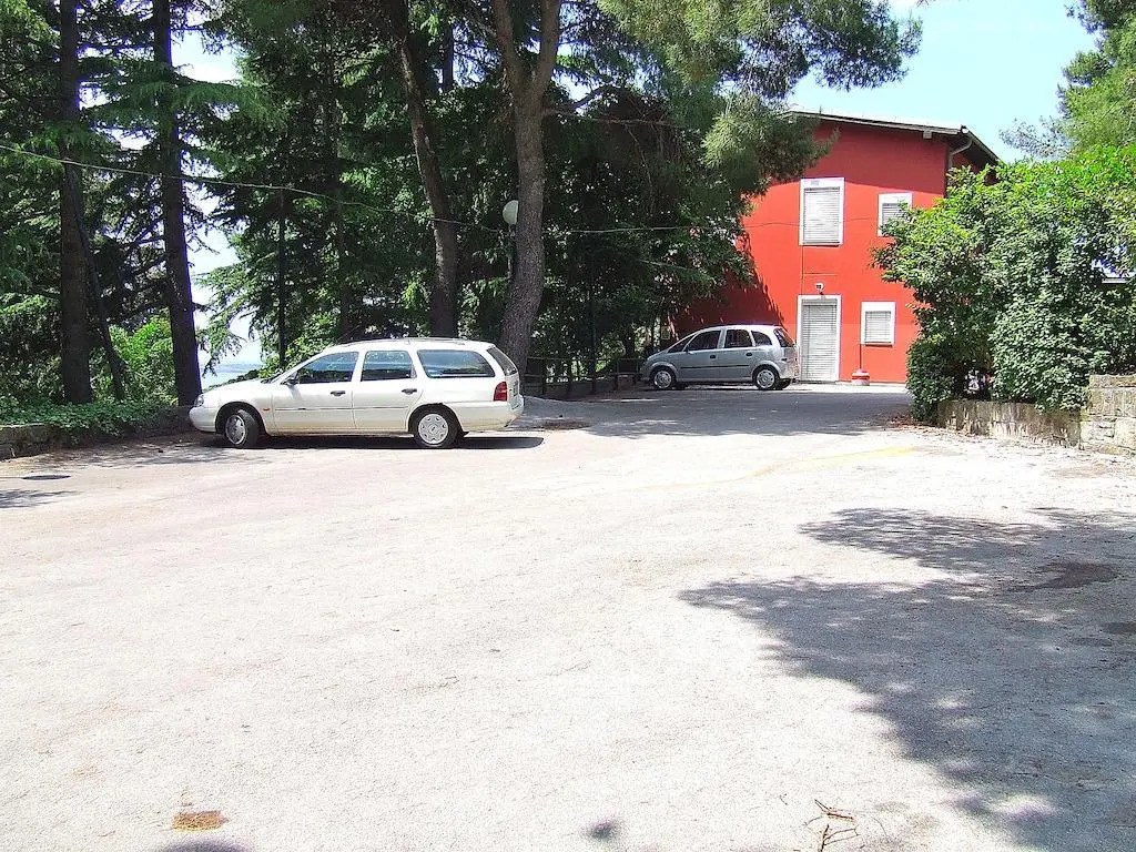 Maestral Residence