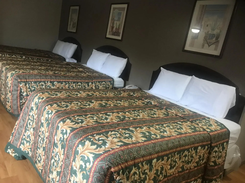 Americas Best Value Inn Woodward at 8th St