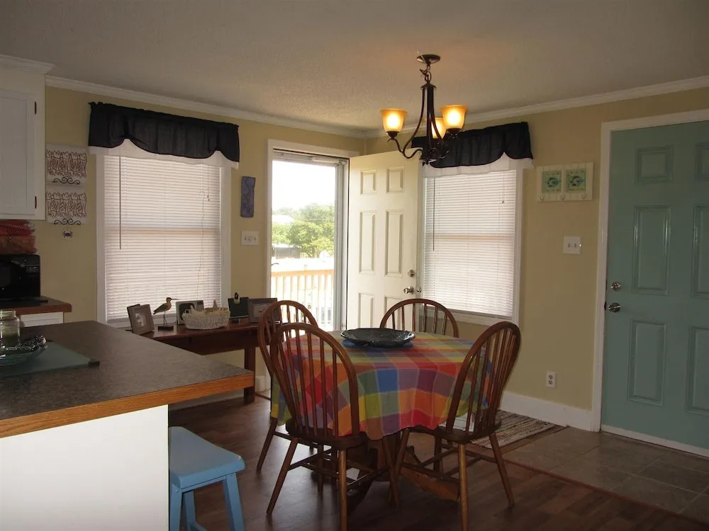 Marlin Darlin 2 Bedroom Cottage