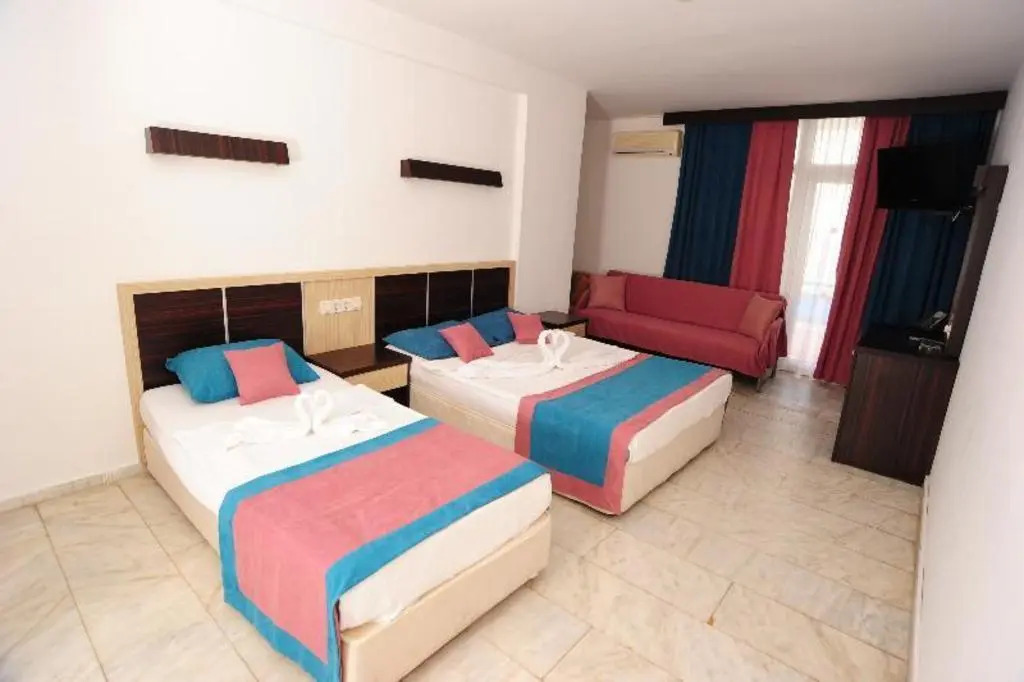 Semt Luna Beach Hotel