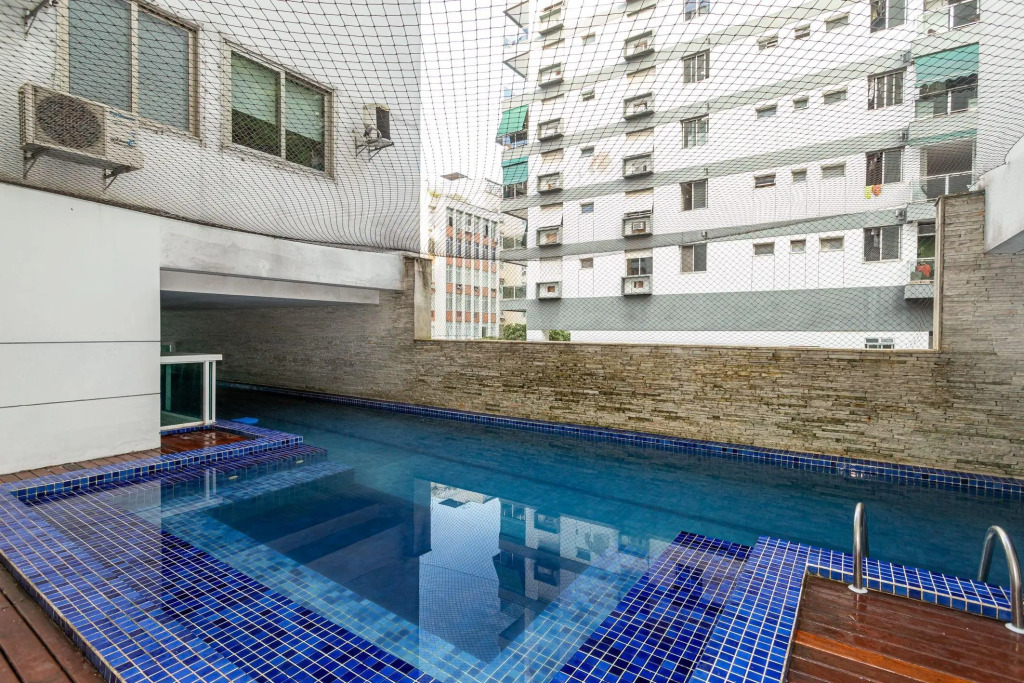 Moderno 2qtos C/ Piscina E Garagem | Sc 357/405