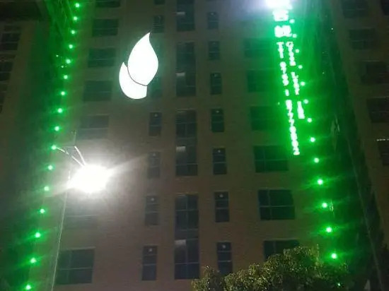 Green Leaf Inn