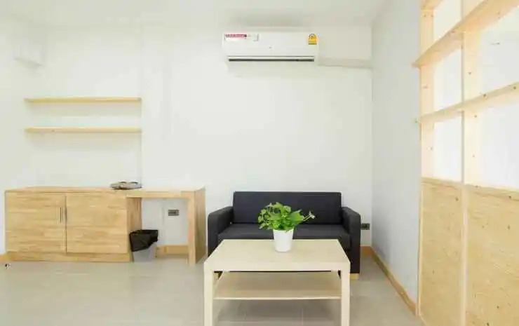 Hug Home Stay Hotel
