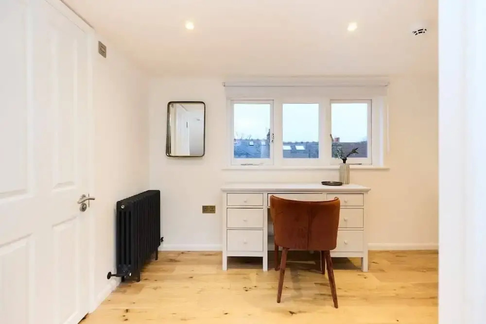 The Belsize Park Place - Charming 6bdr Home With Garden