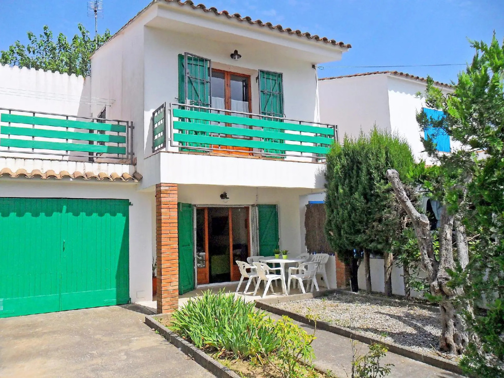 Nuria - Three Bedroom