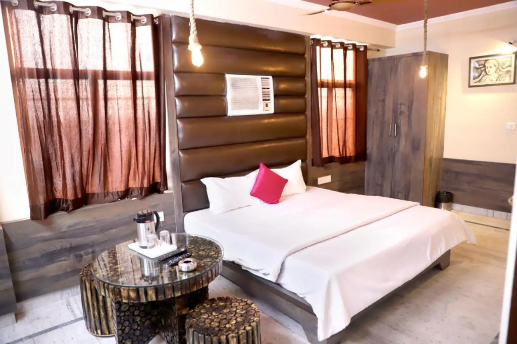 Hotel Star Inn