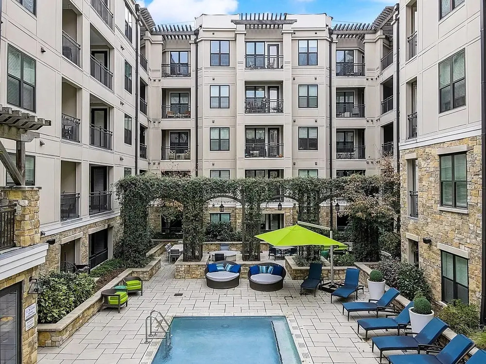 Luxurious 1BR Dilworth Apt on Greenway