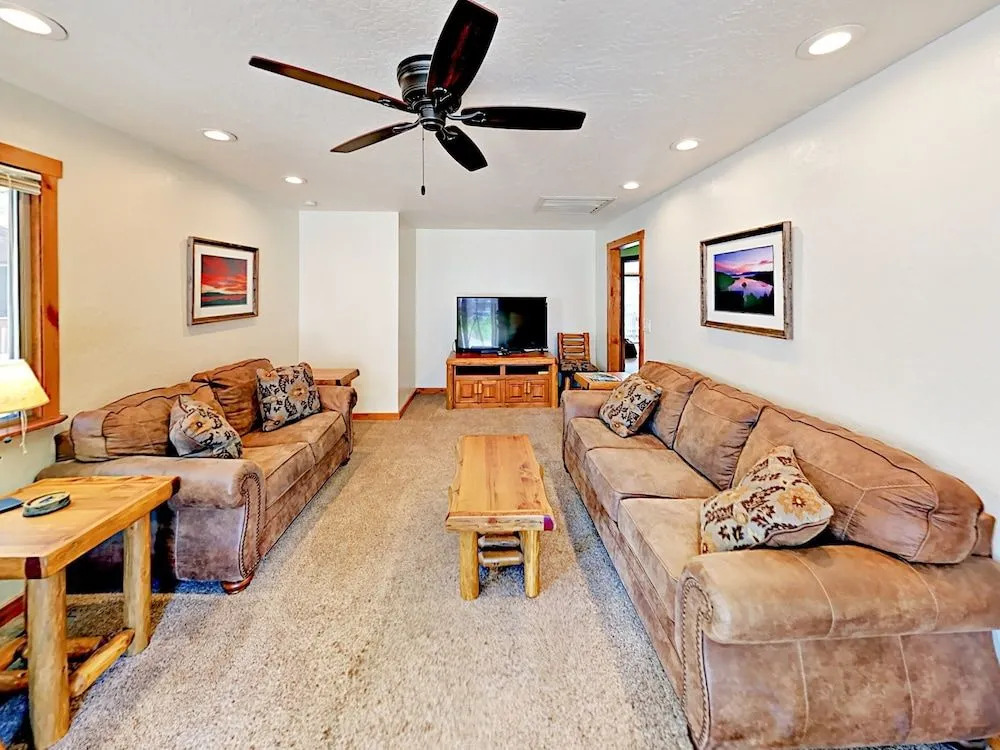 Quiet 2BR Home w/ Kid-Friendly Yard