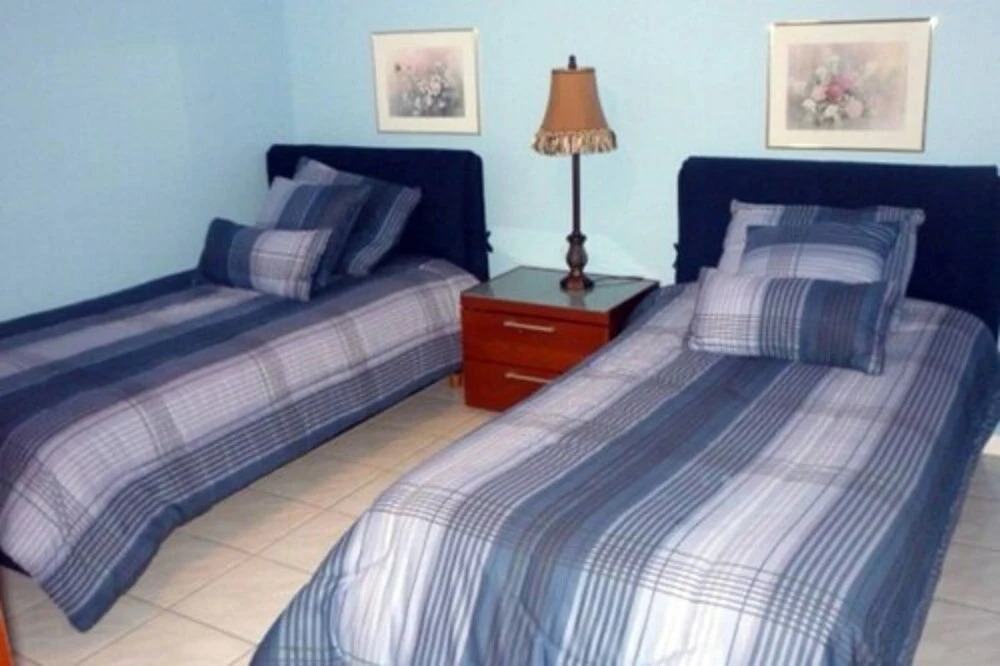 Le Frontenac 404 by Go Florida Condo