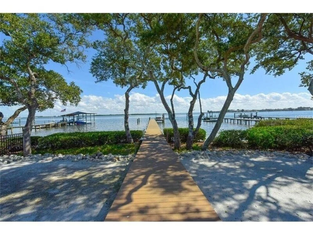Dockside Darling 3 Bedroom Home