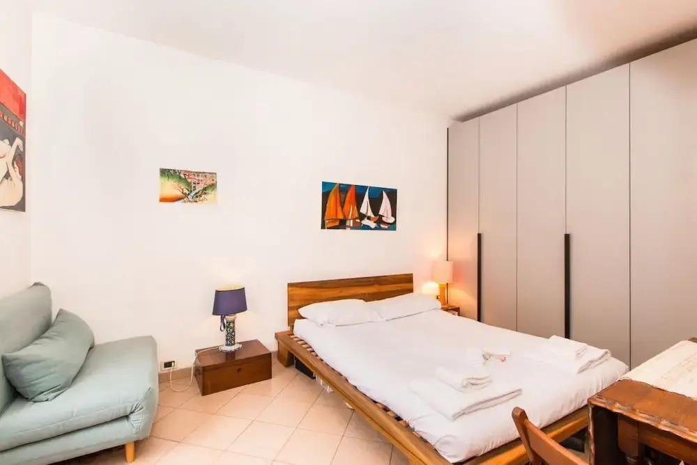 Vanchiglietta Roomy Apartment