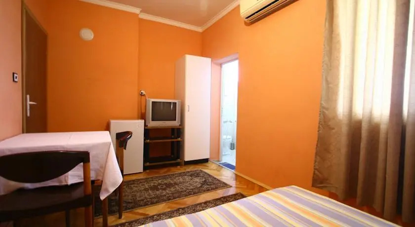 The House Hostel