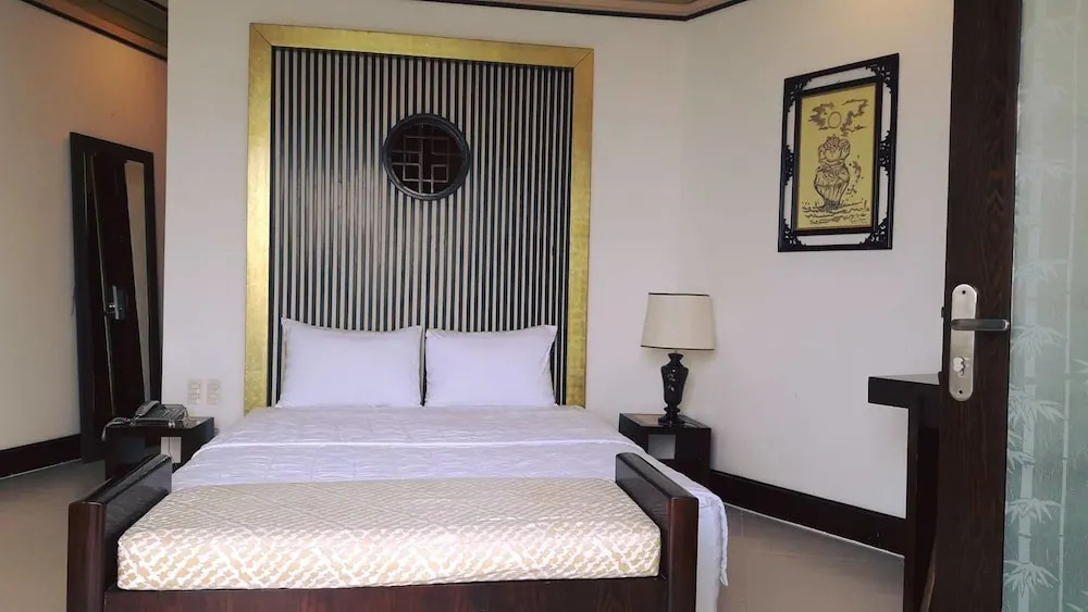 Sai Gon Silicon Hotel & Coffee