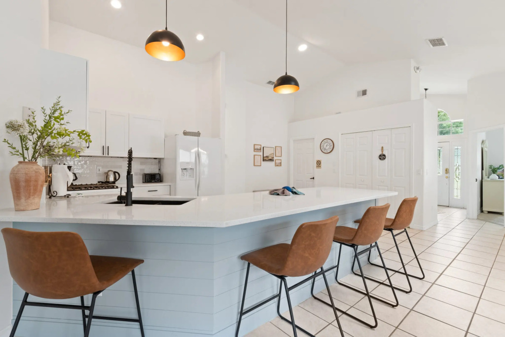 Indian Ridge - Pool Home With Spa, Newly Renovated