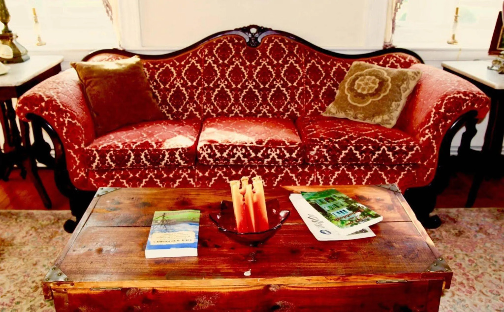 Cave Hill Farm Bed & Breakfast