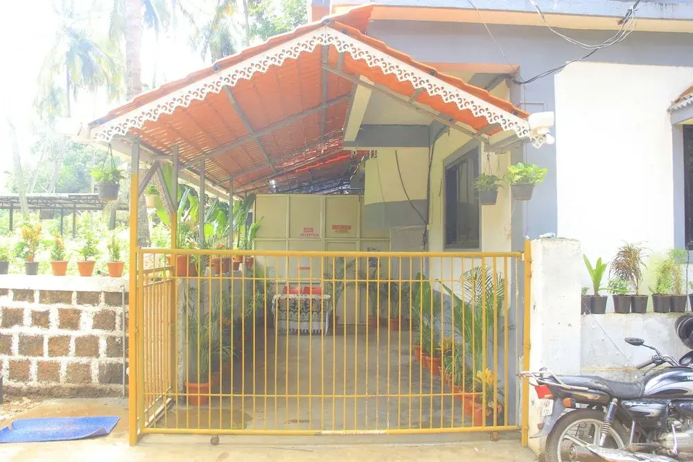 Roshni - The Luxury Guest House