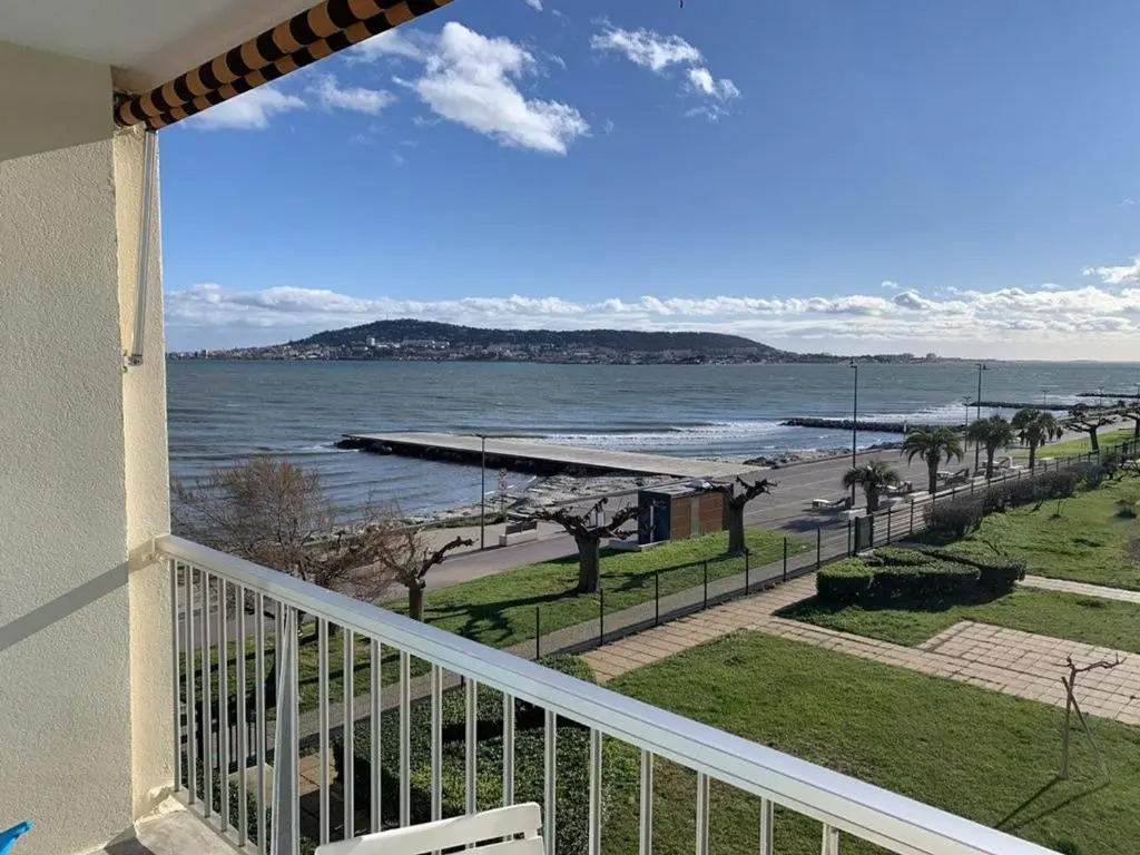 Appartement Balaruc-les-Bains, 1 pièce, 2 personnes - FR-1-571-14