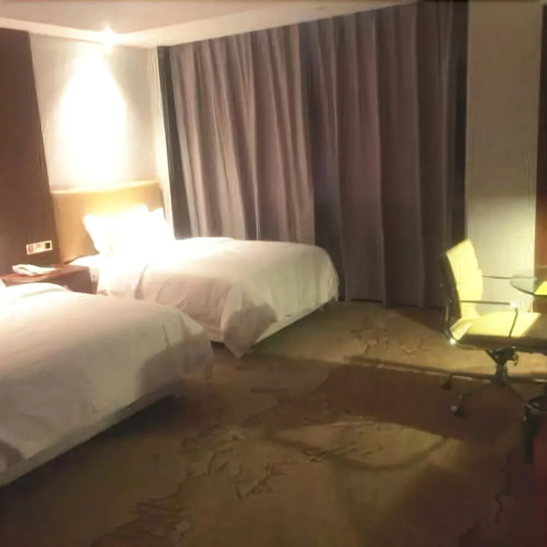 Weiyuan International Hotel (Fuyang High-speed Railway Station)