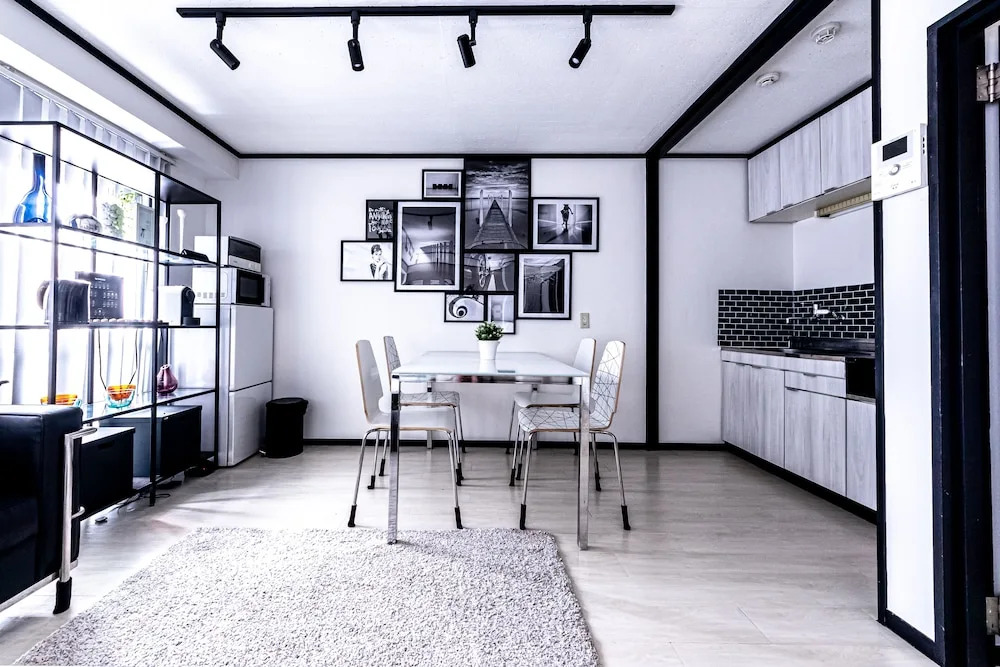 B2. PERFECT PLACE with LUX FLAT #SHINJUKU