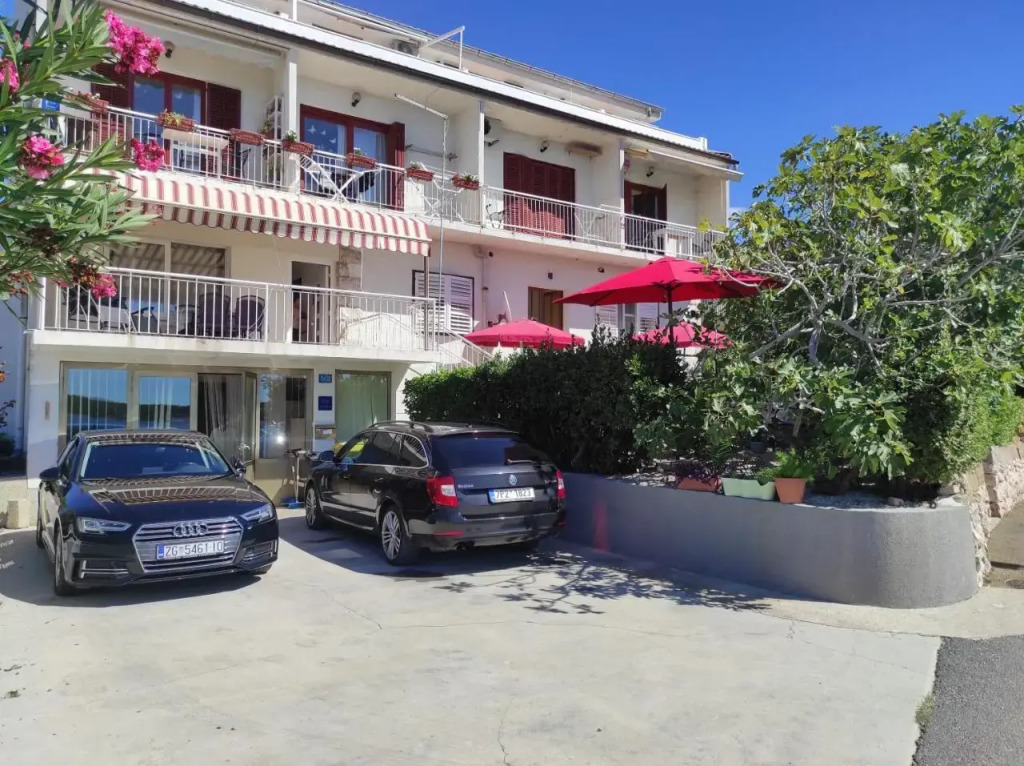 Rooms Branka