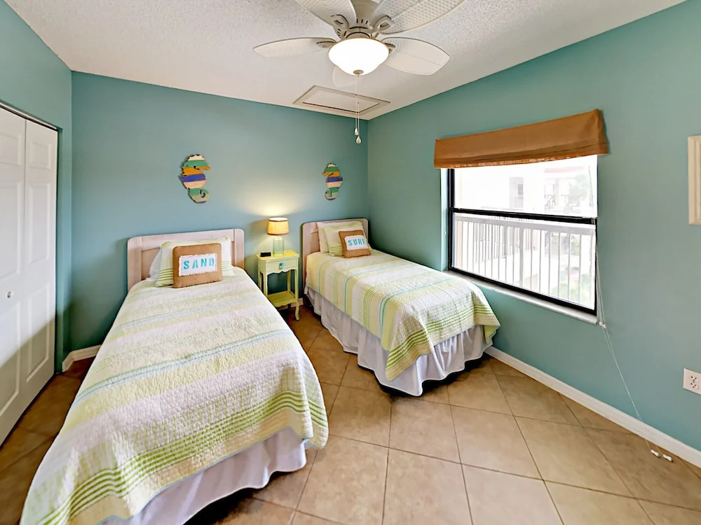 Sunny Unit #L31 - 2 Br Condo