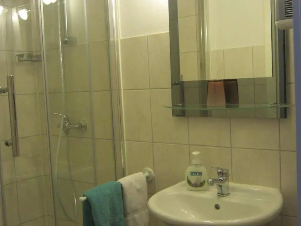 Hotel-Pension Adler Untertürkheim