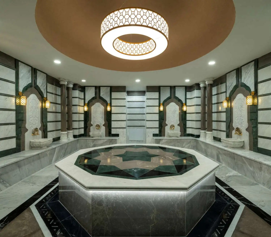 DoubleTree by Hilton Manisa