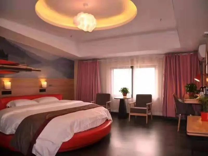 Thank Inn Hotel Anhui Fuyang Business and Trade City