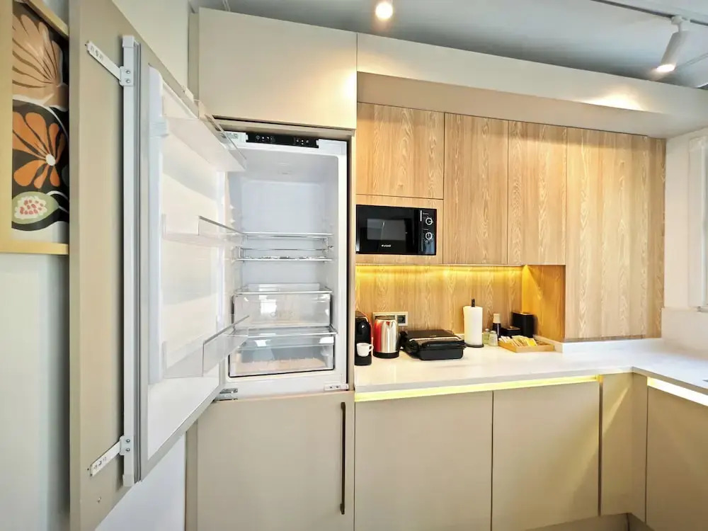 Marmada Suites