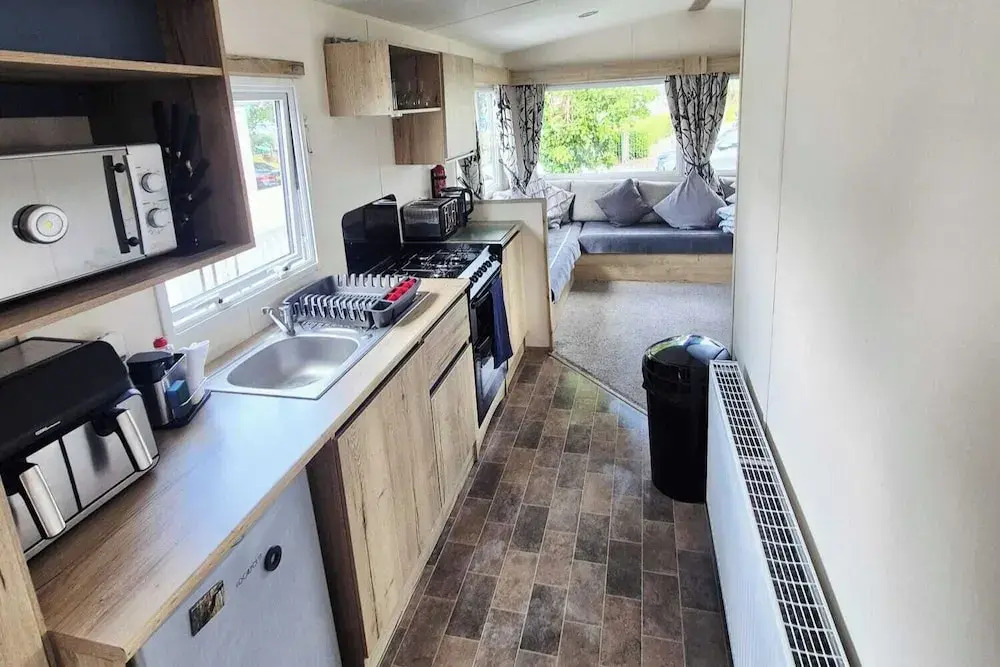 2 Bed-sleeps 6-pets-private - Parking sea 3mins