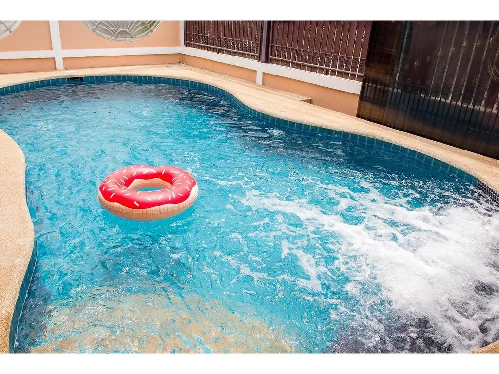 I-Rin Poolvilla