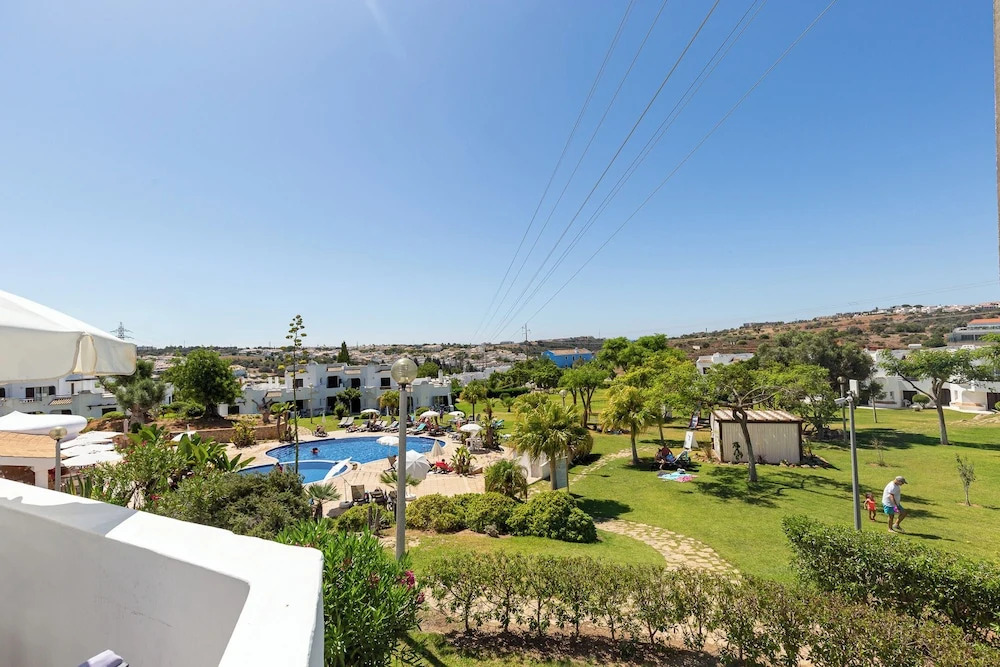 Amazing 2-bedroom Appartment With big Terrace!