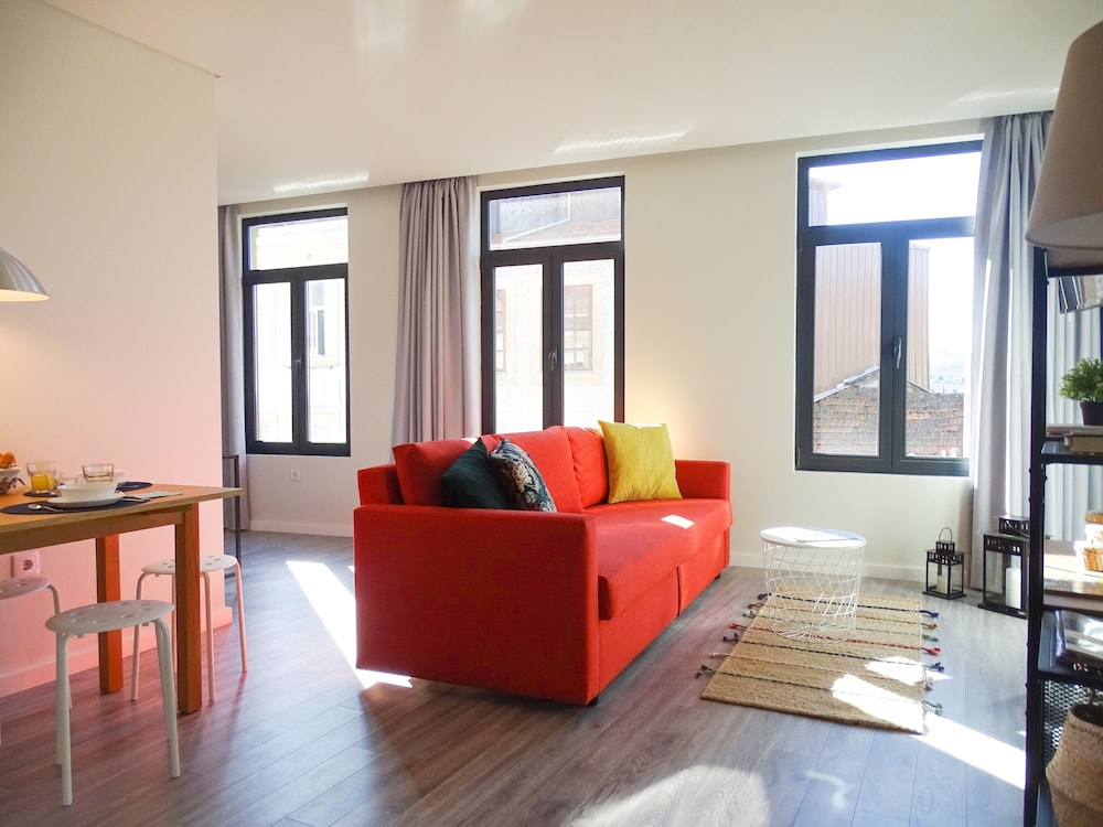 General Torres Apartments by Lisbeyond