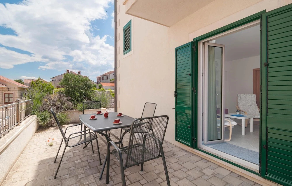 Nice Apartment in Postira With Wifi and 2 Bedrooms