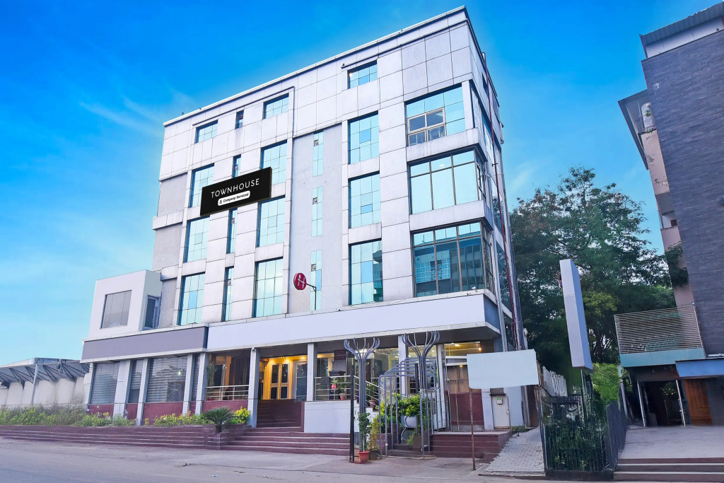 Townhouse JLN Marg Formerly Ritz Residency